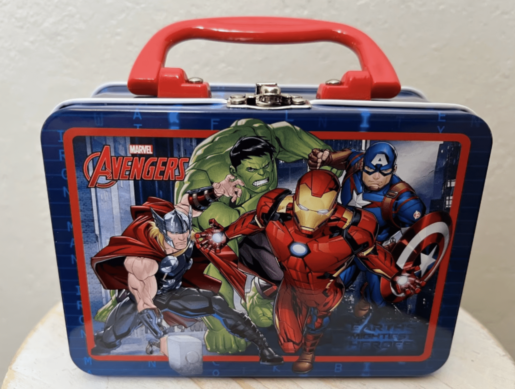 Marvel x Avengers Metal Mini Lunch Pail/Lunch Box