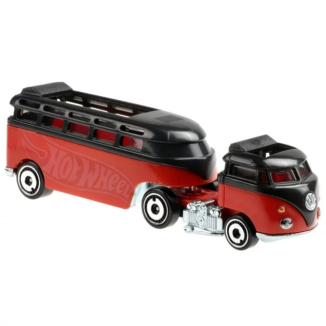 Hot Wheels Trackin' Trucks, 1:64 Scale Racing Rig & 1:64 Scale Toy Car (Styles May Vary)