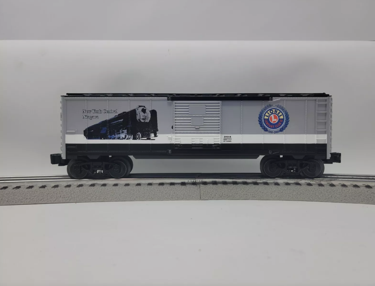 Lionel, O Gauge, 3-Rail, #6-39215 NYC Niagara, BC Century Club Box Car, NIB