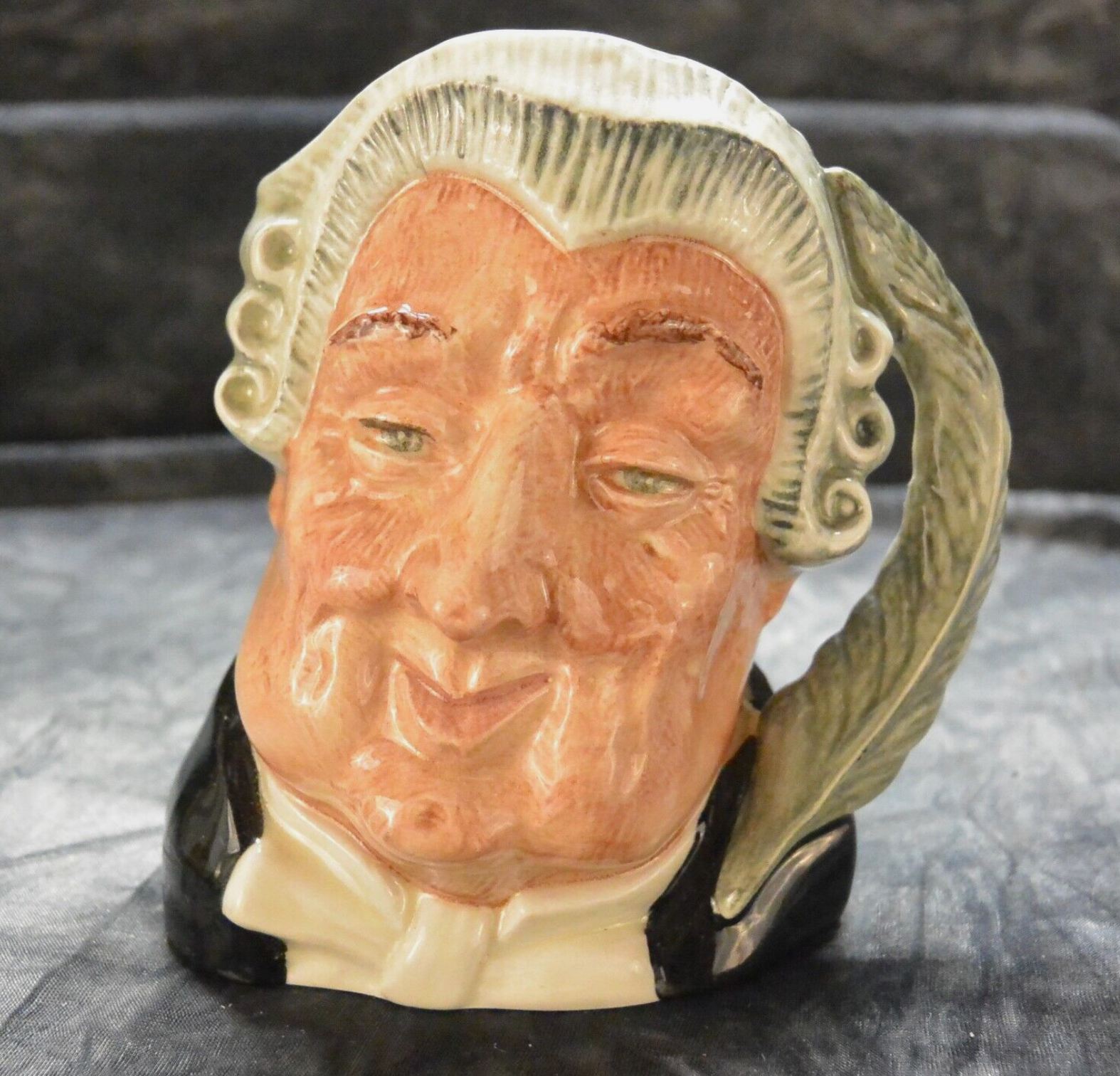 Vintage royal doulton The Lawyer Toby Small Jug D6504, 1958