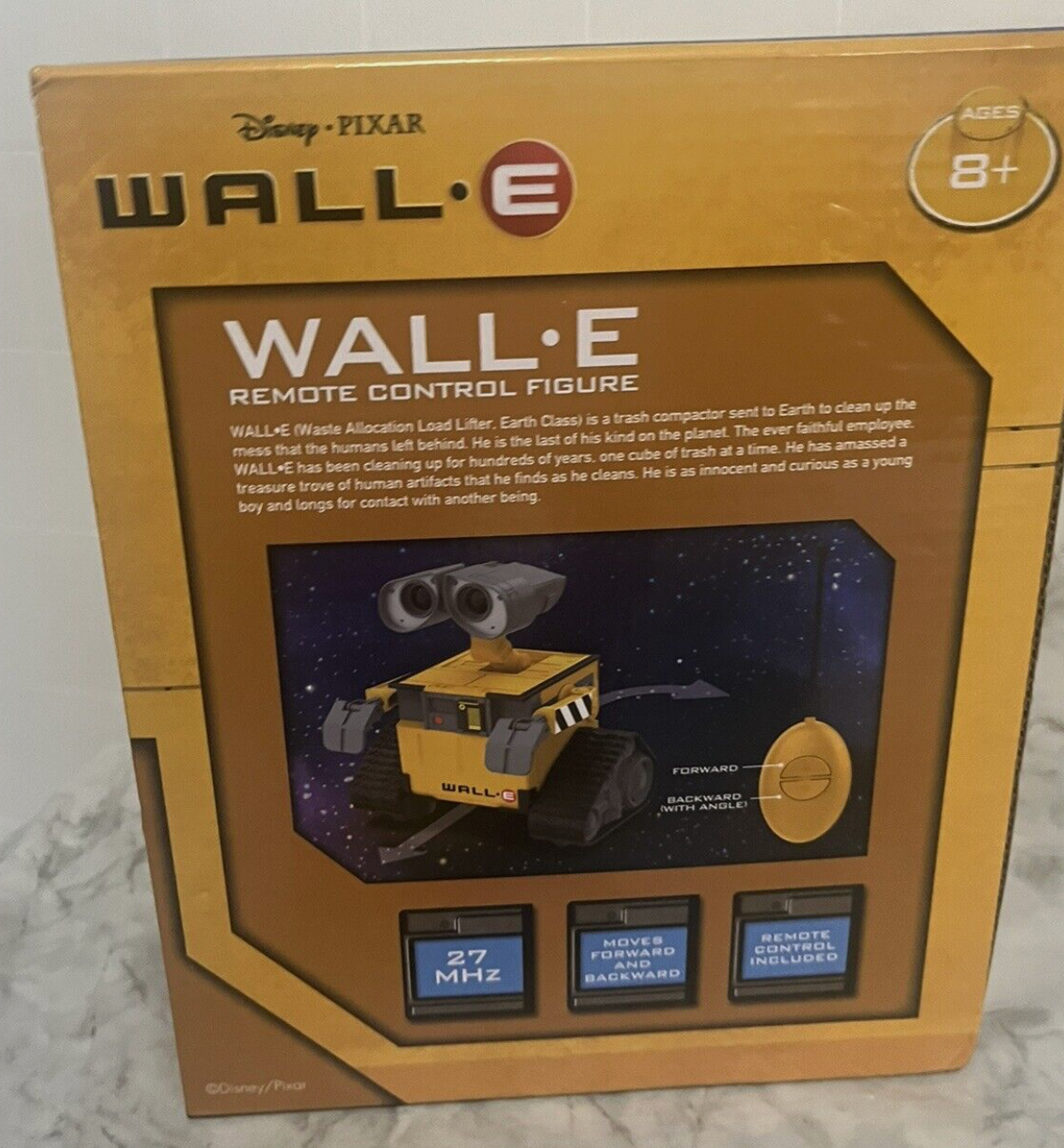 WALL-E WASTE ALLOCATION LOAD LIFTER REMOTE CONTROL ROBOT FIGURE DISNEY-PIXAR MIB