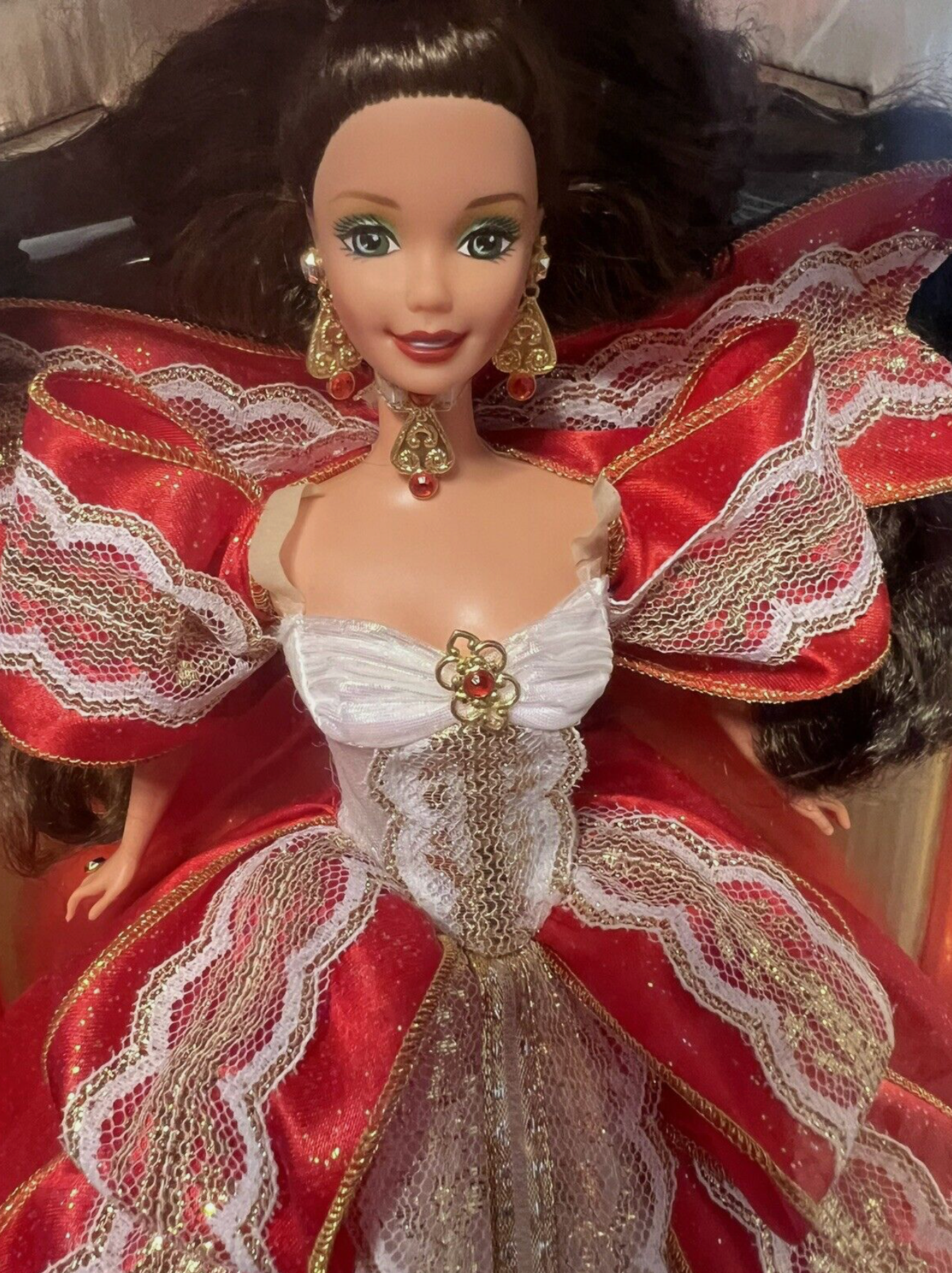 Super Rare 1997 10th Anniversary Holiday Barbie Rare Mistake. # 17832