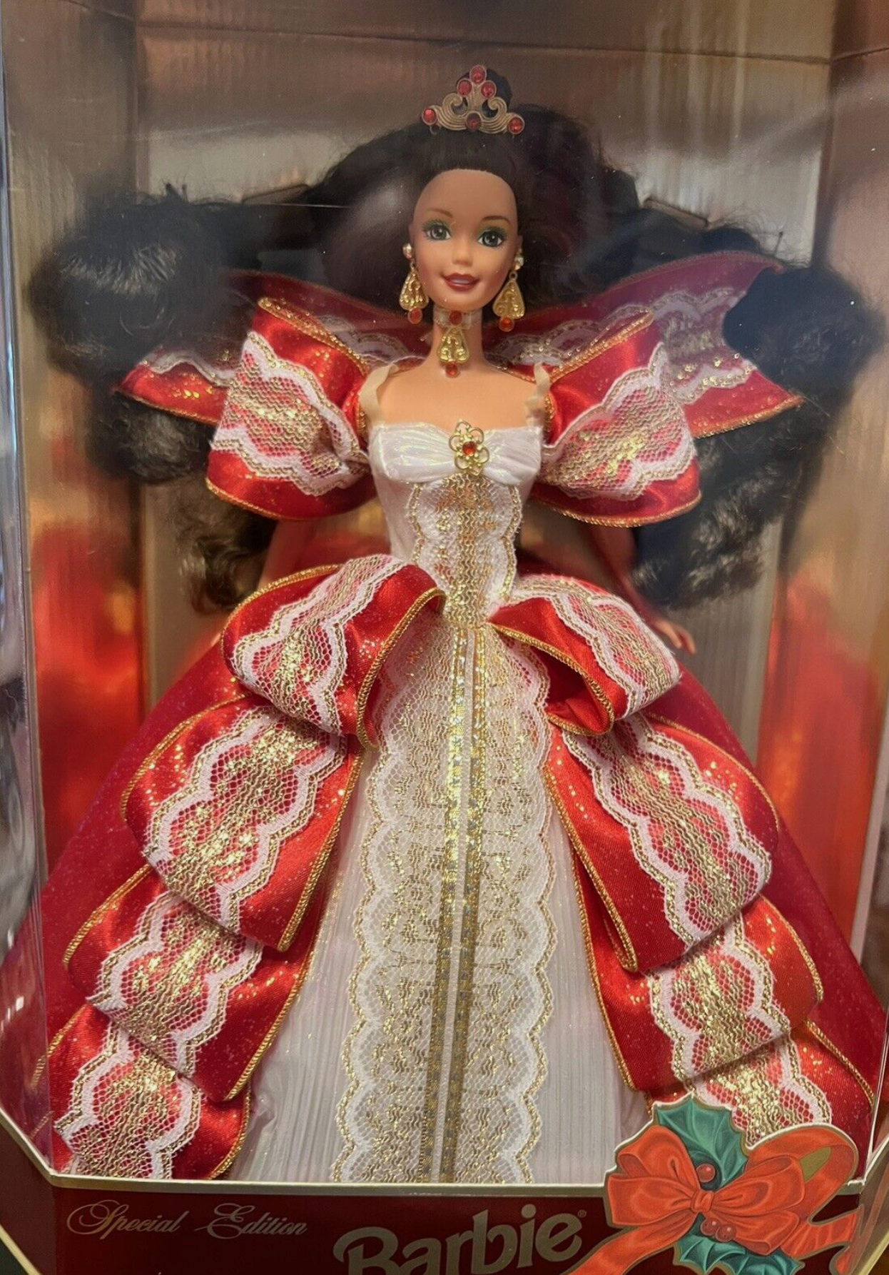 Super Rare 1997 10th Anniversary Holiday Barbie Rare Mistake. # 17832