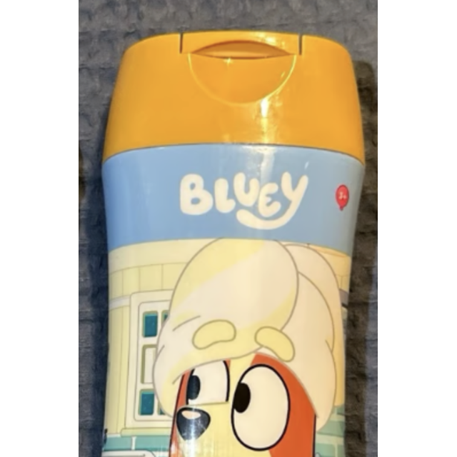 BLUEY Body Wash Scrubby Strawberry Scented 8 oz.