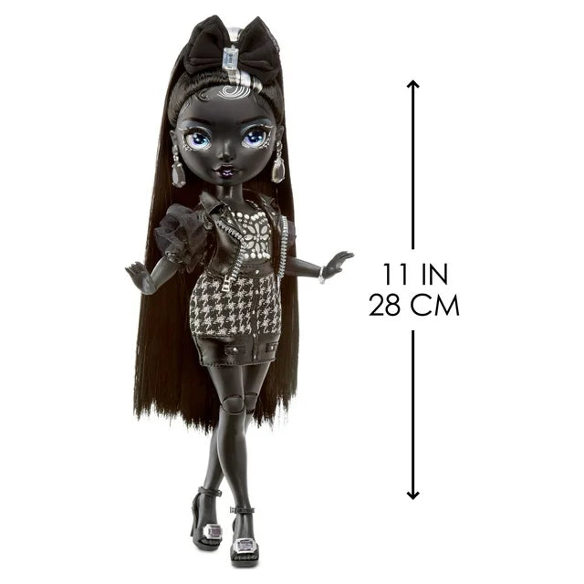 Shadow High Series 1 Shanelle Onyx- Grayscale Fashion Doll. 2 Black Designer Outfits to Mix & Match with Accessories, Great Gift for Kids 6-12 Years Old and Collectors