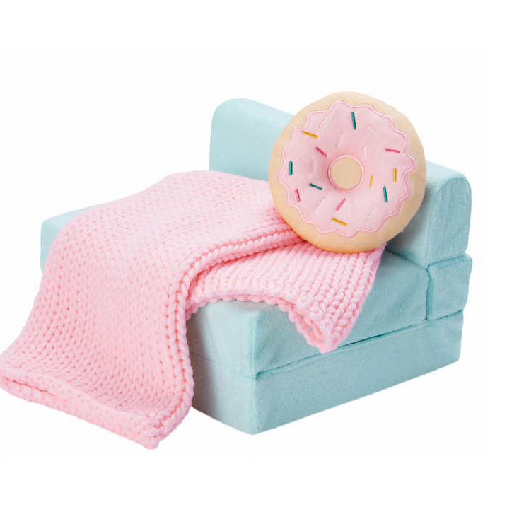 American Girl Truly Me Donut Dreams Sweetest Slumber-Party Gift Doll Set - (18inch 11 Pieces)